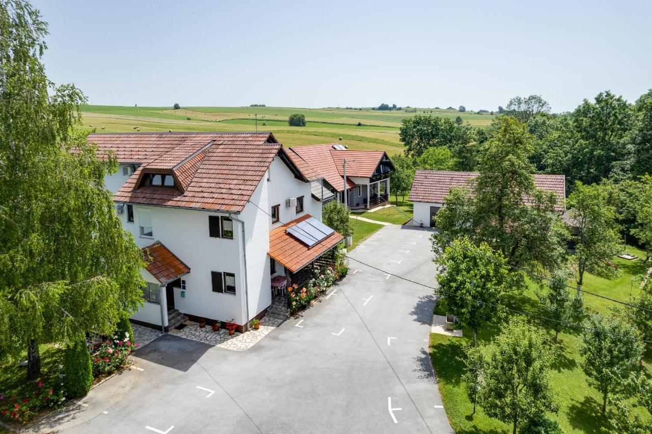 Apartments Patar Grabovac  Buitenkant foto